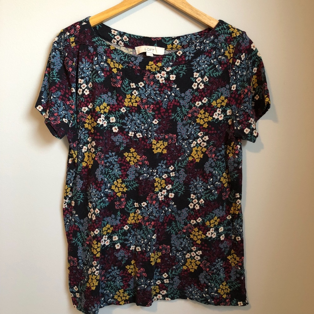 LOFT • floral tee - Picture 1 of 4